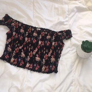 Hollister Crop Top